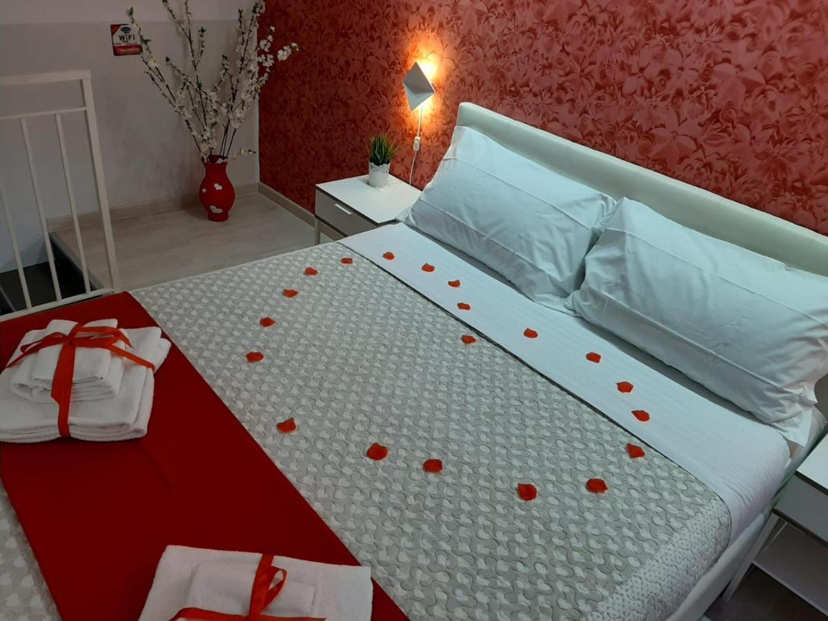 Red House Bed and Breakfast Napels Buitenkant foto