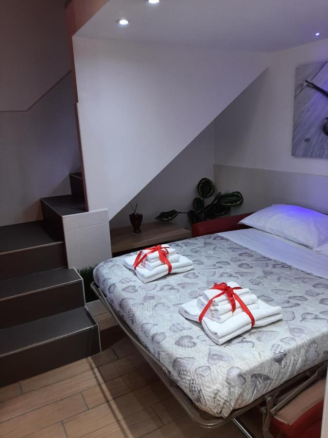 Red House Bed and Breakfast Napels Buitenkant foto