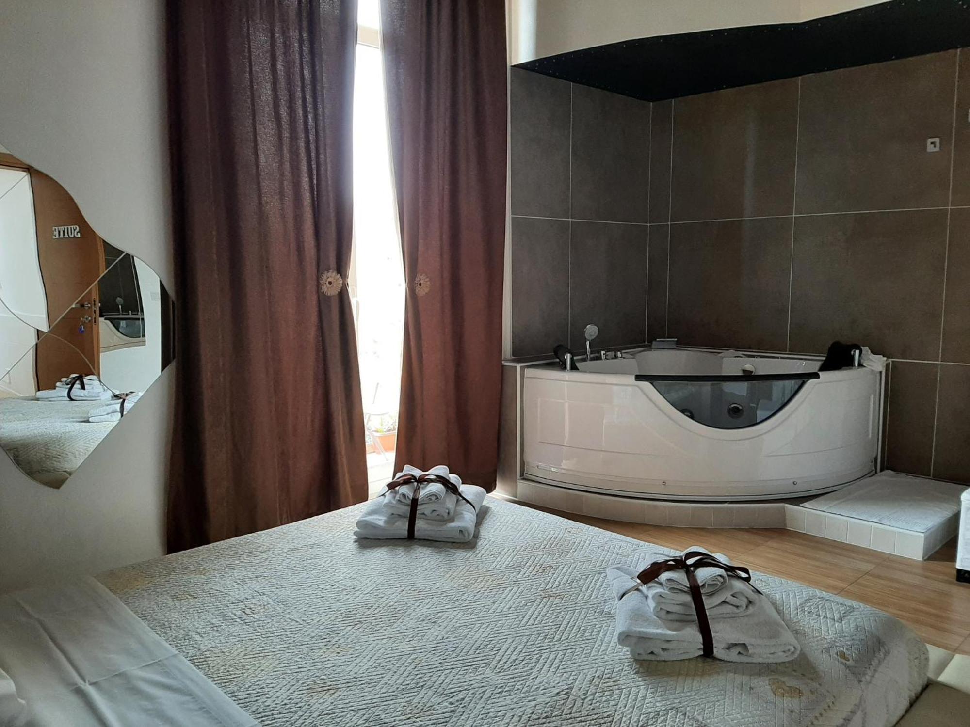 Red House Bed and Breakfast Napels Kamer foto